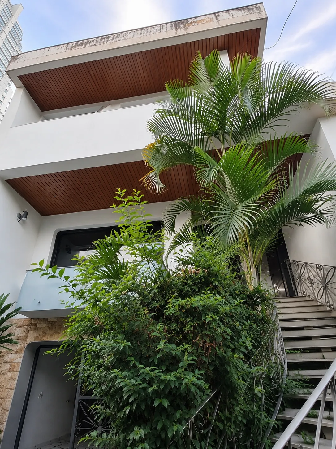 Fachada da Casa Theta